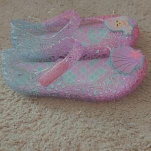 Water shoes, size 8, pink & blue